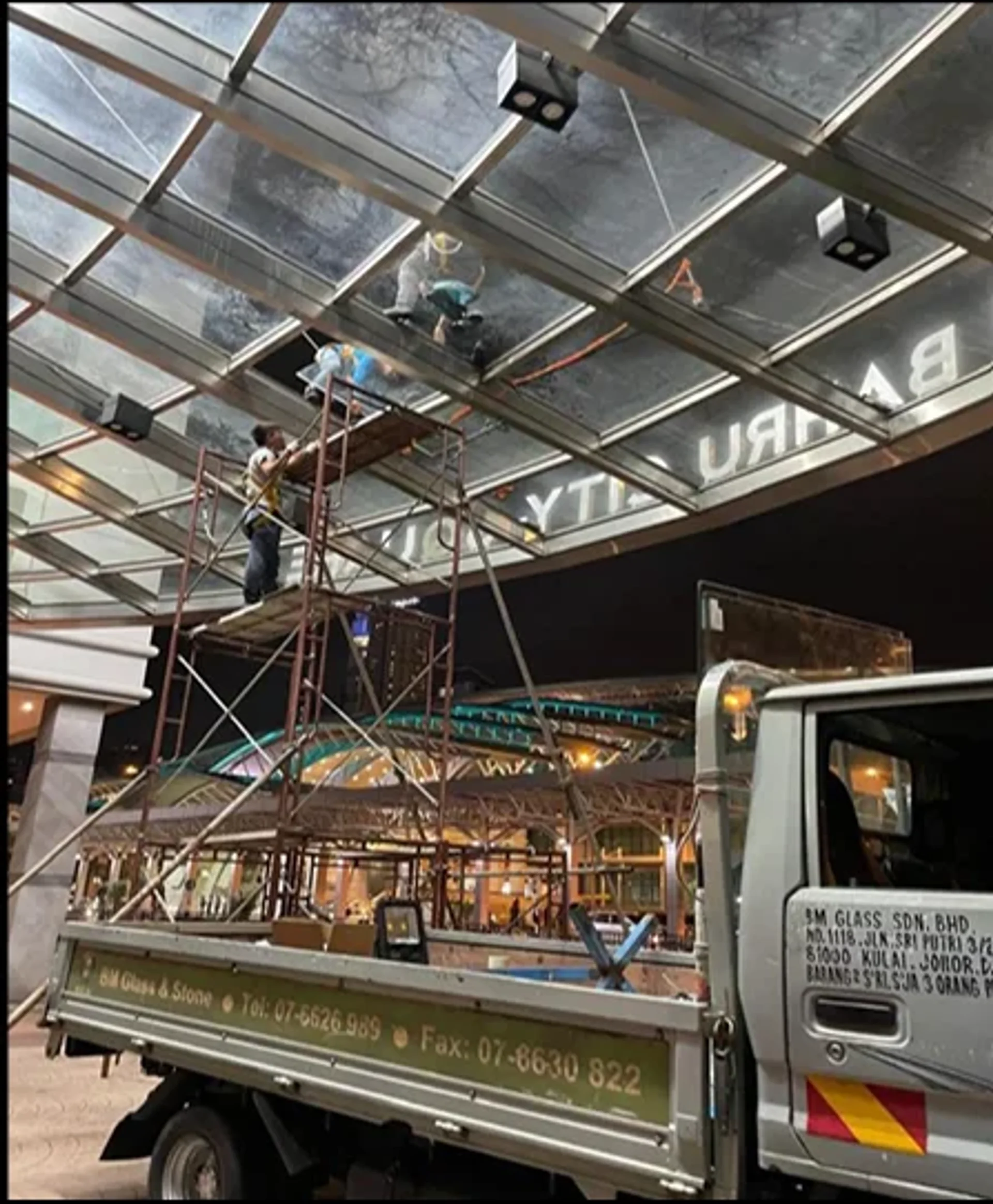 COMMERCIAL GLASS